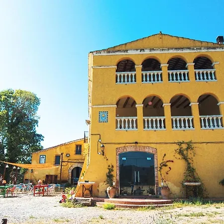 Maset Del Garraf Casa rural Olesa de Bonesvalls