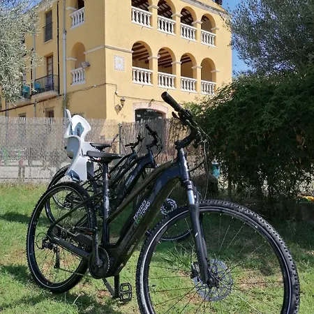 Casa rural Maset Del Garraf *